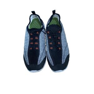 Men's Quick Drying WaterShoes Grey/Black With Ted Accents Sz. 8. Worn Once.